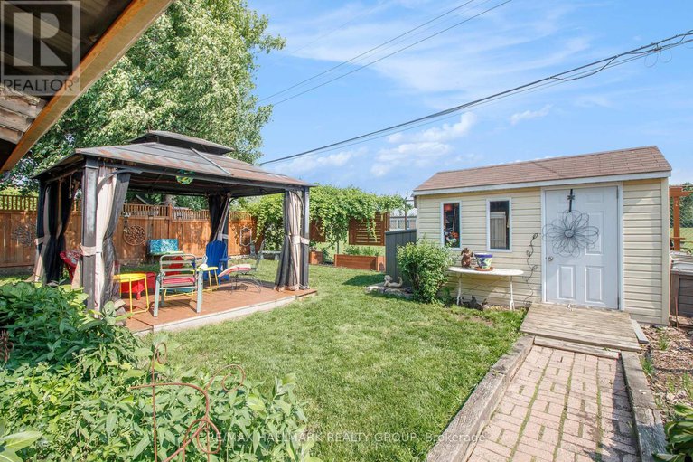 28476380/1036-gill-avenue/elmvale-acresurbandale/ottawa/ontario/K1G2R3_28