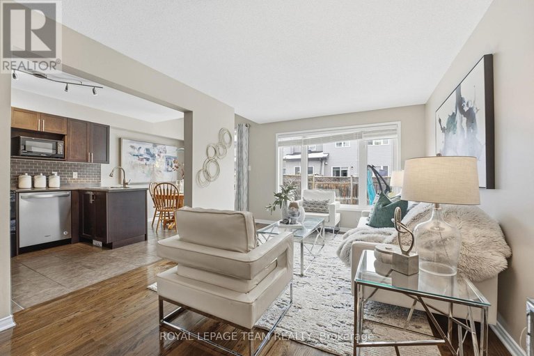 29250837/229-opus-street/emerald-meadowstrailwest/ottawa/ontario/K2S0J1_11