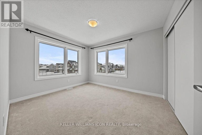 29247024/550-sturnidae-street/half-moon-bay/ottawa/ontario/K2J6X1_24