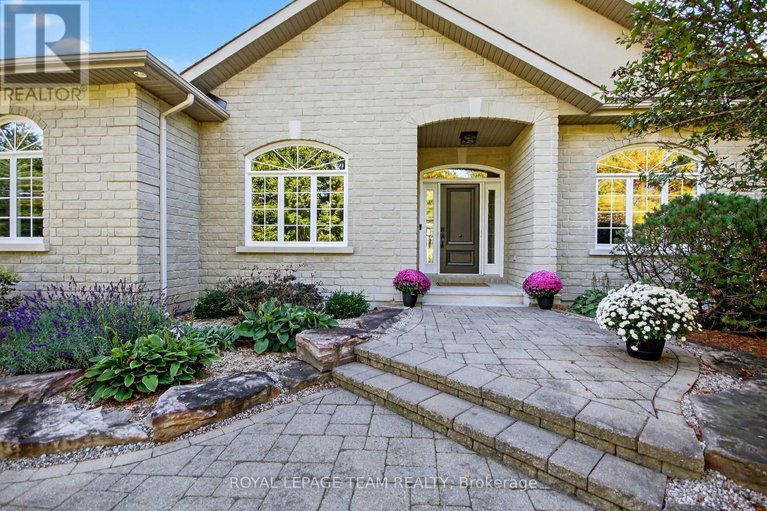 28986133/6196-elkwood-drive/greely/ottawa/ontario/K4P1M9_4