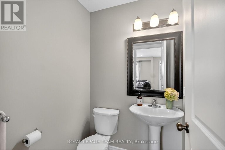 29436864/528-bryce-place/stittsville-north/ottawa/ontario/K2S0N2_20