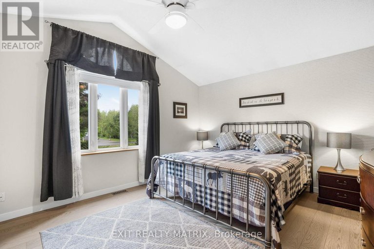 28358313/2140-bedard-street/champlain-twp/champlain/ontario/K6A2R2_16