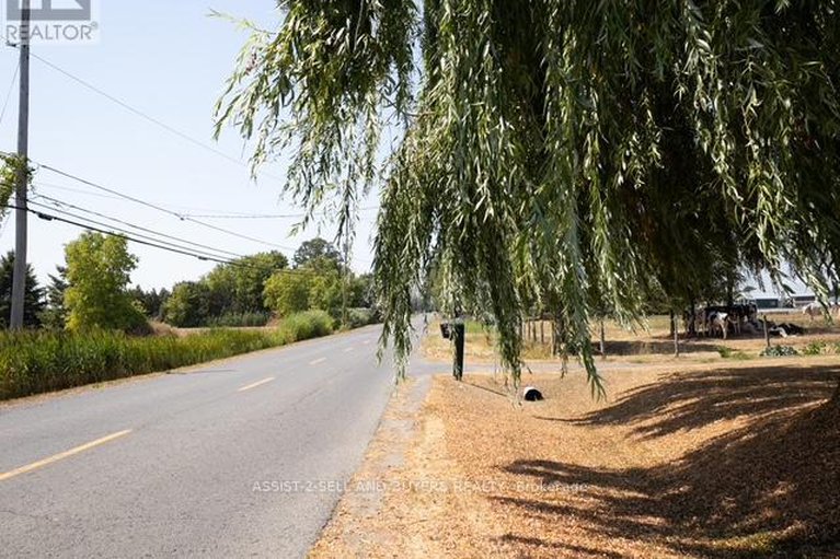 28728764/15765-manning-road/south-stormont-osnabruck-twp/south-stormont/ontario/K0C1M0_38