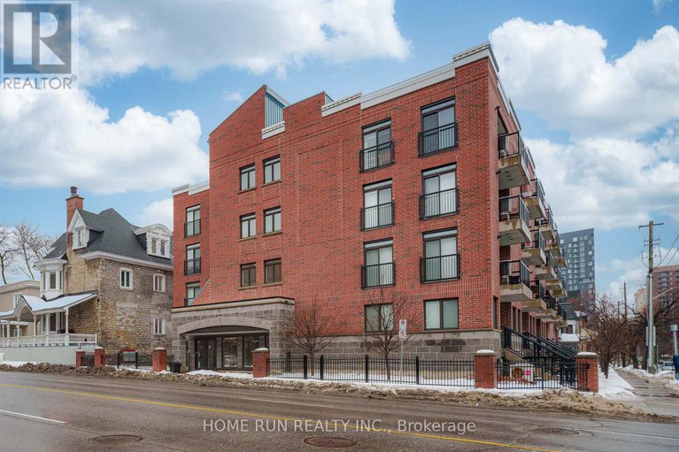 29244128/458a-king-edward-avenue/sandy-hill/ottawa/ontario/K1N0B3_2