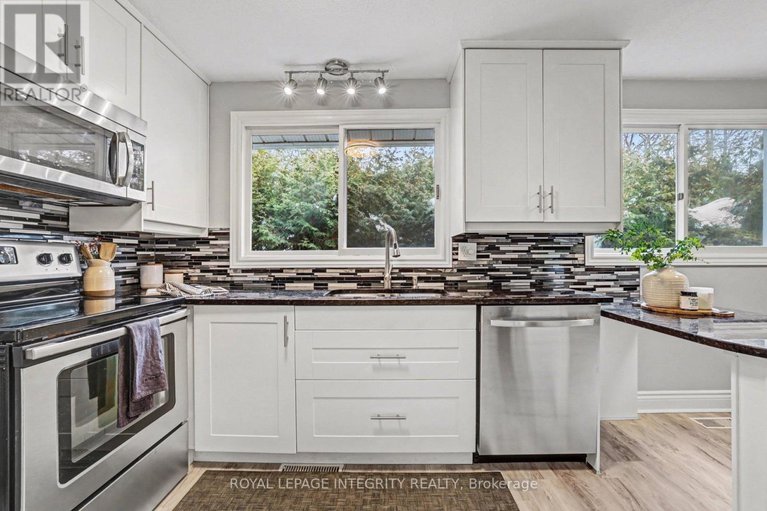 29392141/185-withrow-avenue/meadowlandsst-claire-gardens/ottawa/ontario/K2G3N6_12