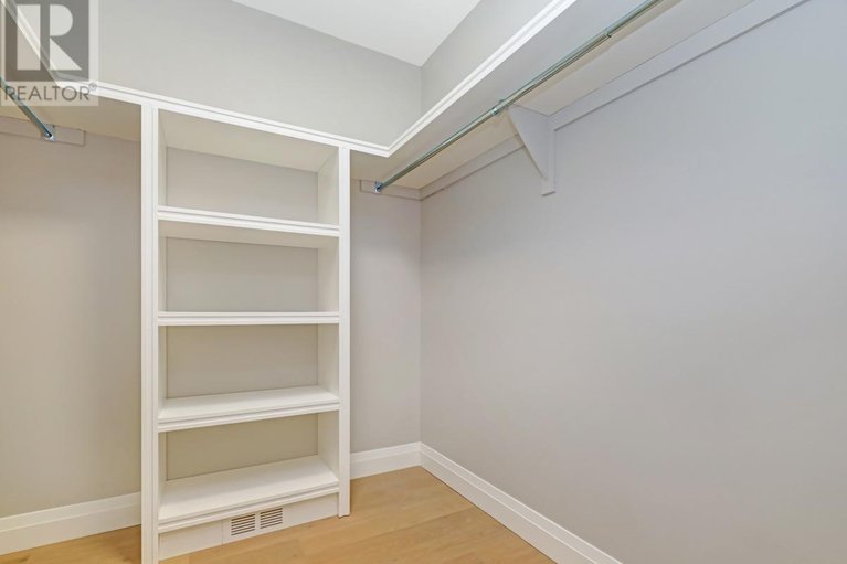 28039969/145-mulvihill-avenue/westborohampton-park/ottawa/ontario/K1Z6Y3_18