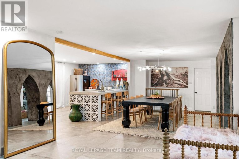 29622529/33-rutherford-crescent/beaverbrook/ottawa/ontario/K2K1N1_31