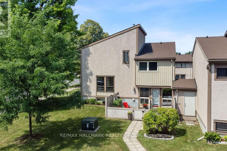 28624778/96-1921-stonehenge-crescent/pineview/ottawa/ontario/K1B4N7_41