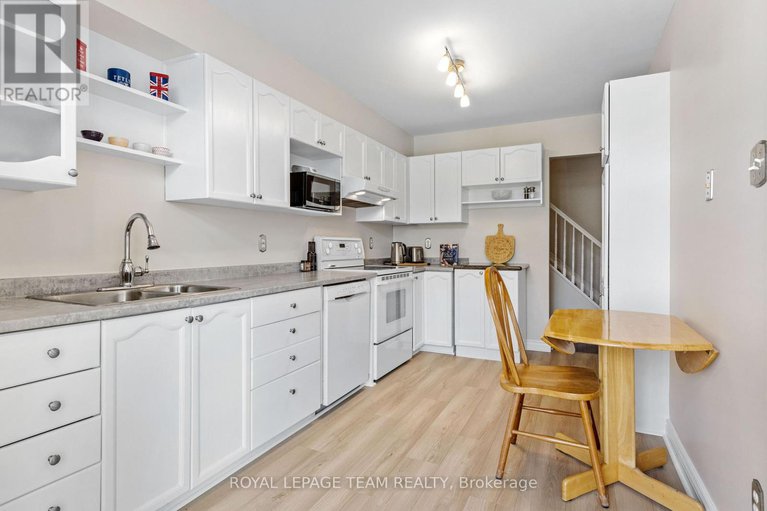 28754665/221-longshire-circle/longfields/ottawa/ontario/K2J4K8_12