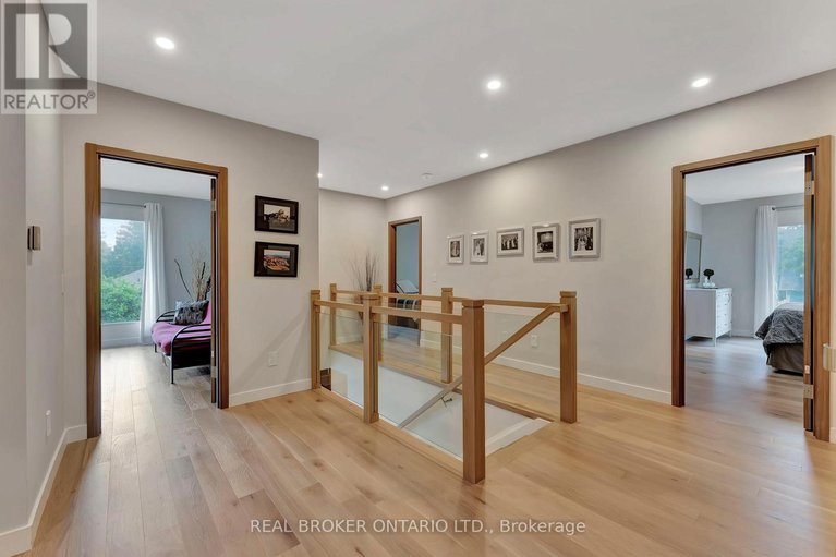 28733536/49-lotta-avenue/meadowlandsst-claire-gardens/ottawa/ontario/K2G2B4_25