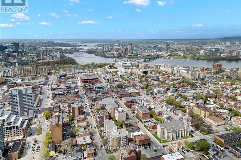 28898418/168-174-murray-street/lower-townbyward-market/ottawa/ontario/K1N5M8_26