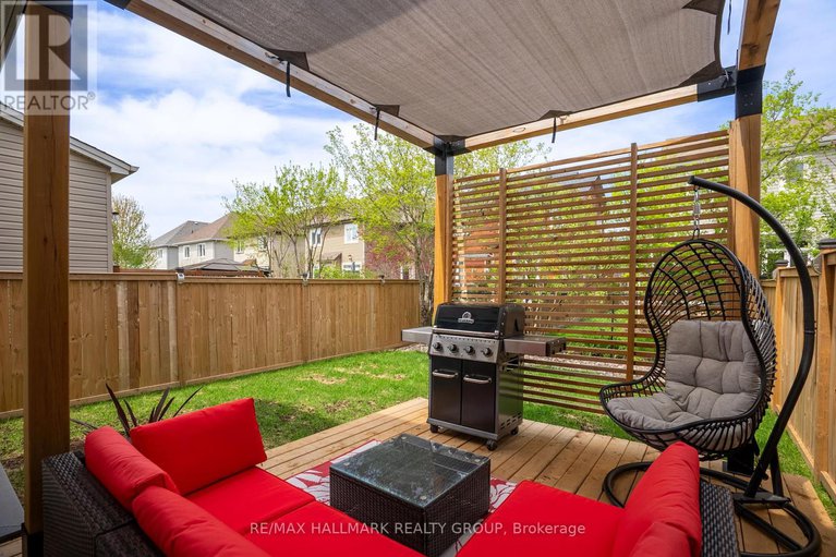 28317889/297-mojave-crescent/stittsville-north/ottawa/ontario/K2S0H7_38