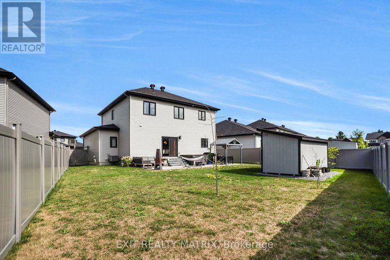 29406766/1144-avignon-street/embrun/russell/ontario/K0A1W0_27