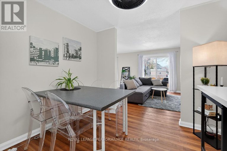 29468633/42-compata-way/blackburn-hamlet-south/ottawa/ontario/K1B4W9_12