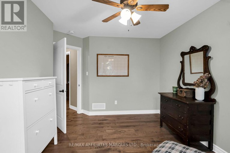 28797293/6840-lalonde-boulevard/south-glengarry-charlottenburgh-twp/south-glengarry/ontario/K0C2E0_21