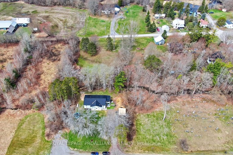 29645403/8100-amelia-street/augusta-twp/augusta/ontario/K0G1R0_42