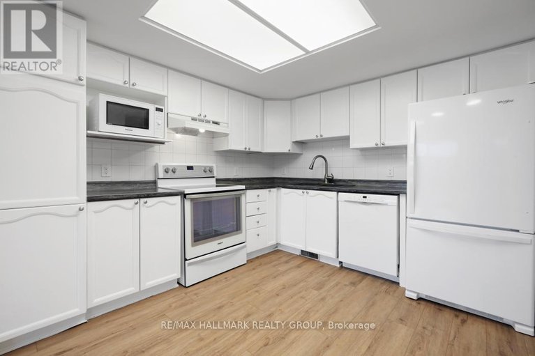 28226877/97-forestglade-crescent/hunt-club-park/ottawa/ontario/K1G6A6_10
