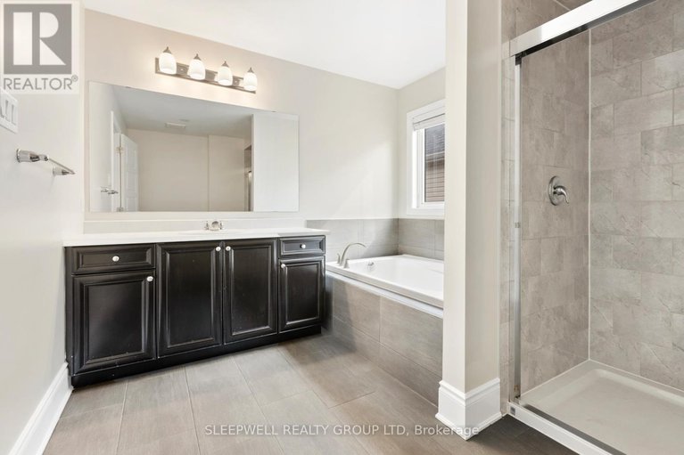 29454147/320-lipizzaner-street/stittsville-south/ottawa/ontario/K2S0X9_26