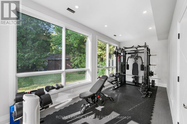 28864114/2318-summerside-drive/manotick-east-to-manotick-station/ottawa/ontario/K4M1B4_42
