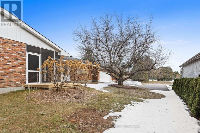 29640040/118-juanita-avenue/carp/ottawa/ontario/K0A1L0_42