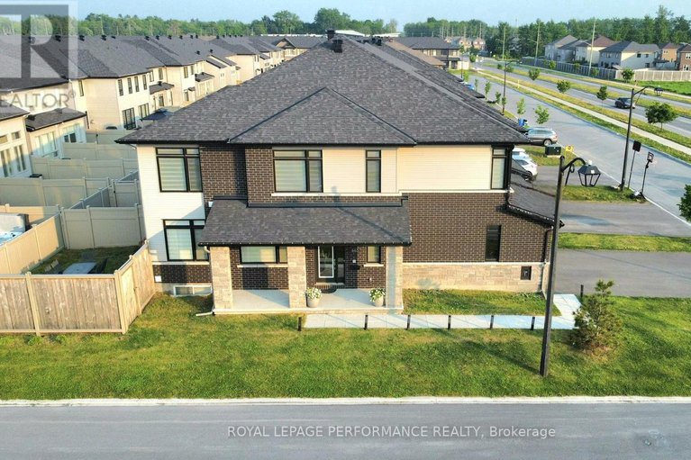 28605726/665-cordelette-circle-w/mer-bleuebradley-estatesanderson-park/ottawa/ontario/K1W0P2_46