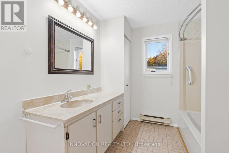 29218355/108-crossland-drive/fitzroy/ottawa/ontario/K0A1X0_33