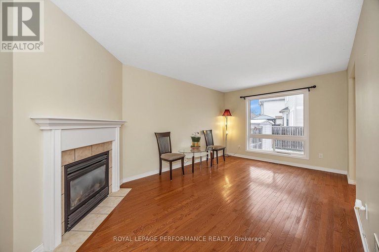 29154825/2004-breezewood-street/notting-hillsummerside/ottawa/ontario/K4A4S6_7