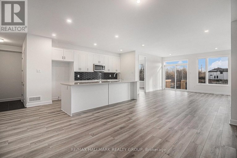 29172470/526-reflection-street/orleans-village/ottawa/ontario/K1W0S8_18