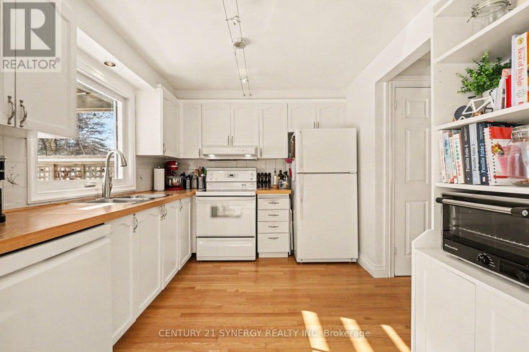 29426176/6044-willowbark-drive/chapel-hill/ottawa/ontario/K1C5T4_11