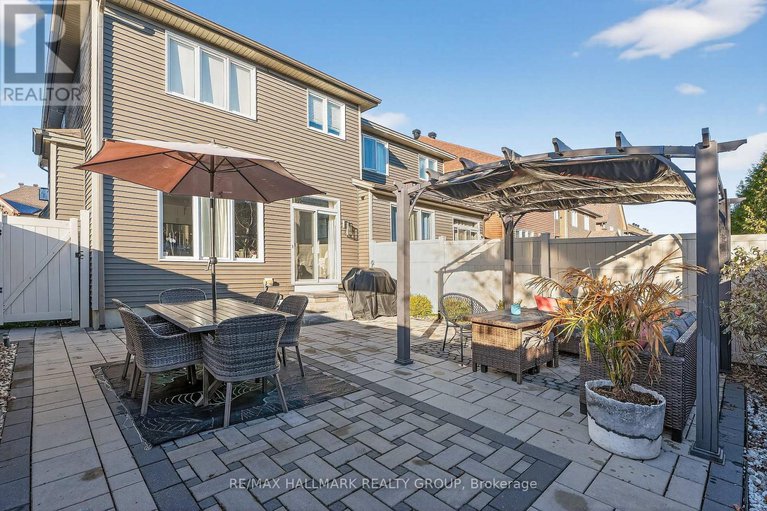 29151475/332-gracewood-crescent/blossom-parkkemp-parkfindlay-creek/ottawa/ontario/K1T0J7_46