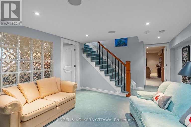 28485285/24-doris-avenue/blossom-parkkemp-parkfindlay-creek/ottawa/ontario/K1T3W8_33