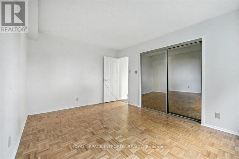 29038644/109-158a-mcarthur-avenue/vanier/ottawa/ontario/K1L7E7_23