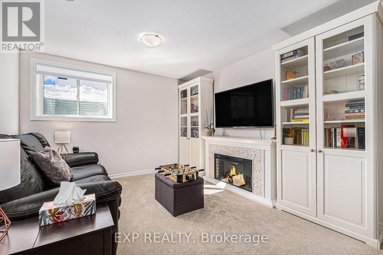 27952222/617-fisher-street/north-grenville-twp-kemptville-south/north-grenville/ontario/K0G1J0_17