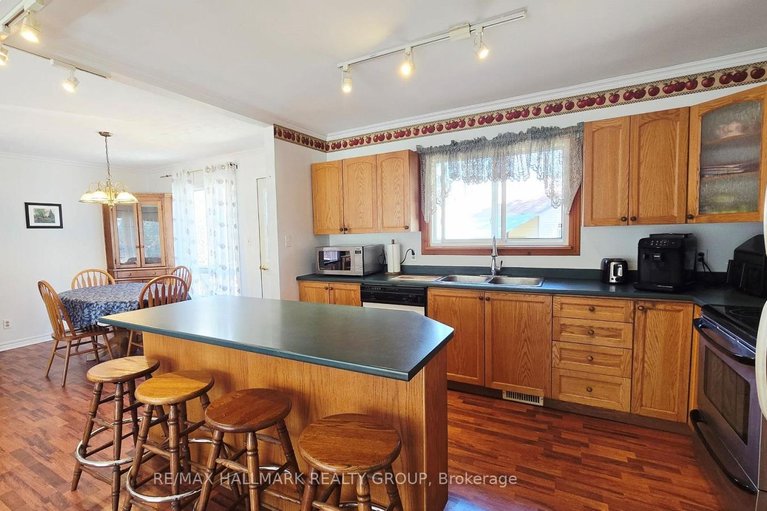 29673658/4318-stonecrest-road/woodlawnmaclarens-landingkilmaurs/ottawa/ontario/K0A3M0_7