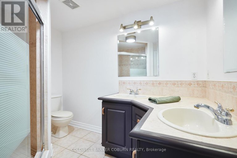 29348349/11-kimberly-avenue/north-grenville-twp-kemptville-east/north-grenville/ontario/K0G1J0_37