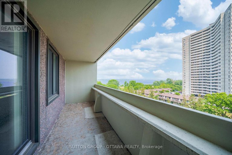 28727418/711-1171-ambleside-drive/woodroffe/ottawa/ontario/K2B8E1_26