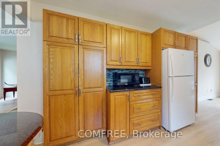 28707521/791-gadwell-court/chatelaine-village/ottawa/ontario/K1E2L1_7