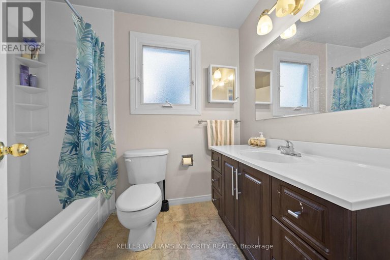 28288264/193-3310-southgate-road/south-keys/ottawa/ontario/K1V8X4_12