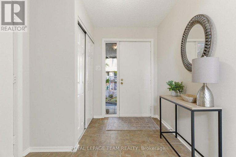 29056030/1404-forge-street/sawmill-creektimbermill/ottawa/ontario/K1T2V1_3