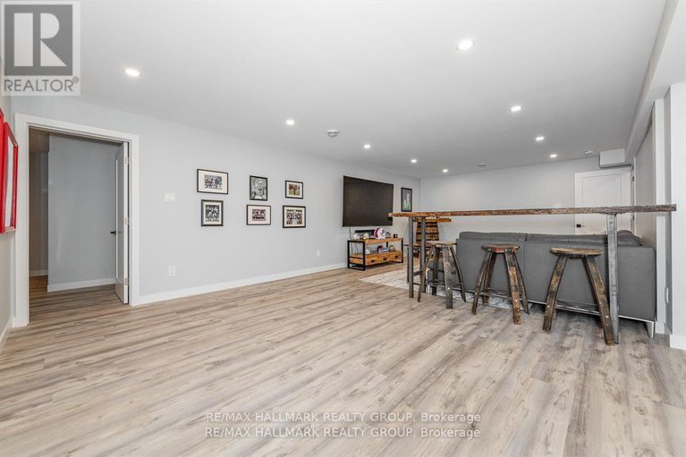 28309786/45-richer-street-e/north-stormont-finch-twp/north-stormont/ontario/K0A1R0_29