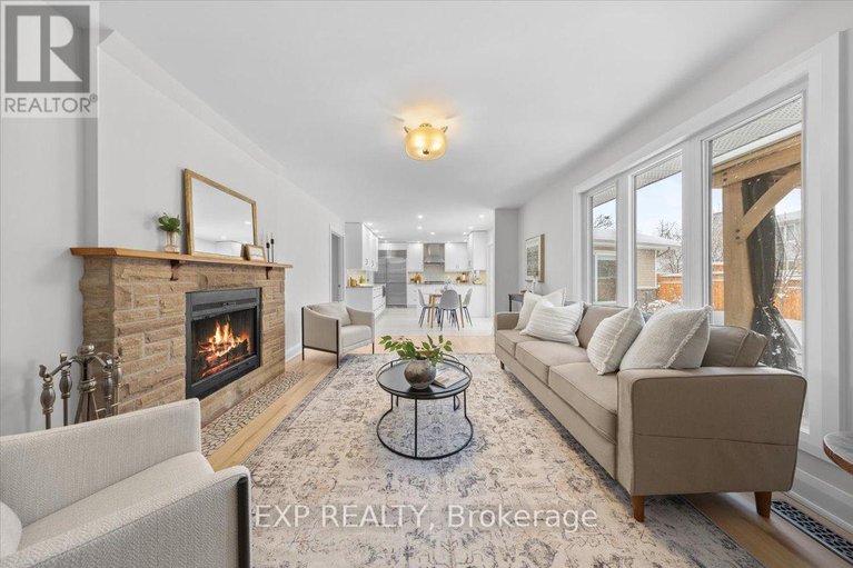 29294454/18-ivylea-street/craig-henrywoodvale/ottawa/ontario/K2G4X5_18