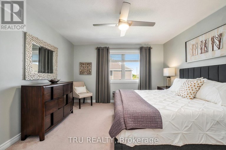 29633177/567-millars-sound-way/half-moon-bay/ottawa/ontario/K2J6K5_19