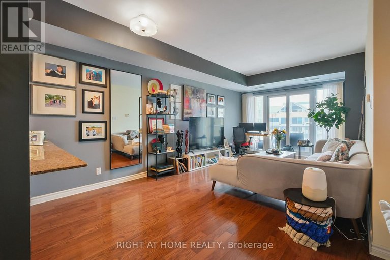 29527059/2302-234-rideau-street/sandy-hill/ottawa/ontario/K1N0A9_9