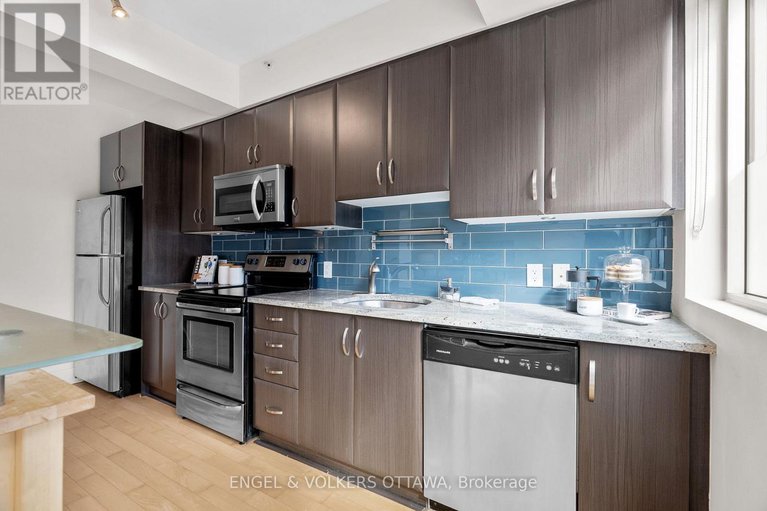 28758017/106-390-booth-street/west-centre-town/ottawa/ontario/K1R7K6_21