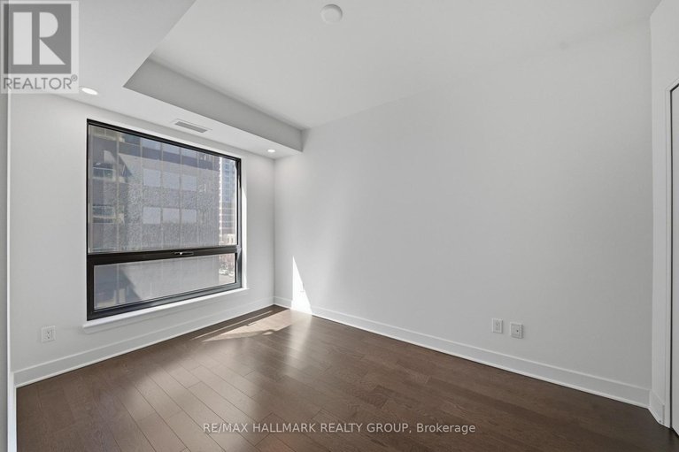 29589393/501-180-george-street/lower-townbyward-market/ottawa/ontario/K1N0G8_13