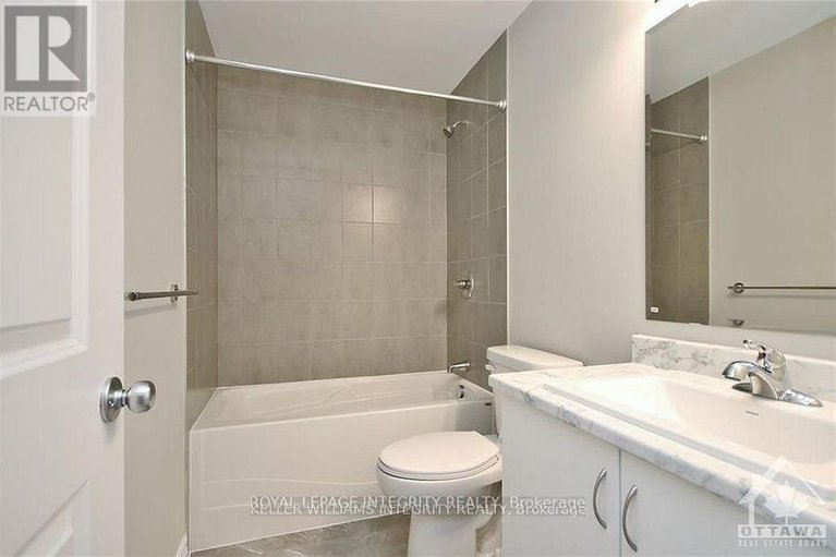 28601011/158-bandelier-way/stittsville-north/ottawa/ontario/K2S2J6_18