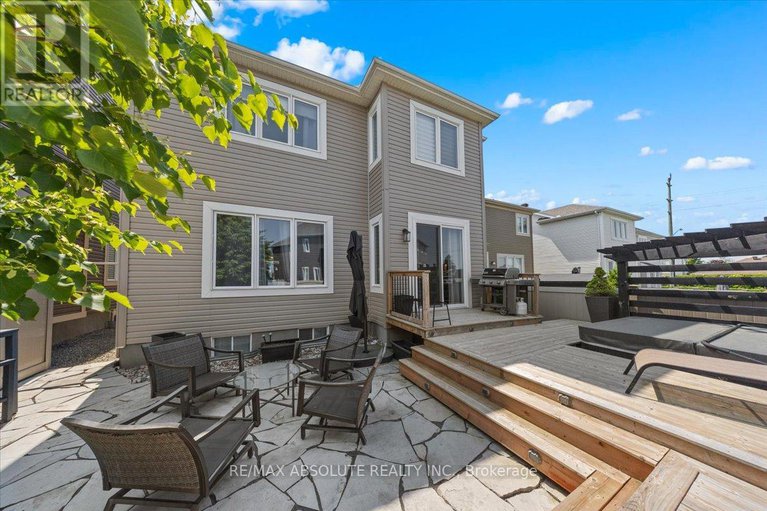 28579021/778-rosehill-avenue/stittsville-north/ottawa/ontario/K2S1B9_38