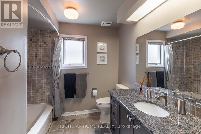 28541779/21-hime-crescent/hunt-club-park/ottawa/ontario/K1G4S1_19