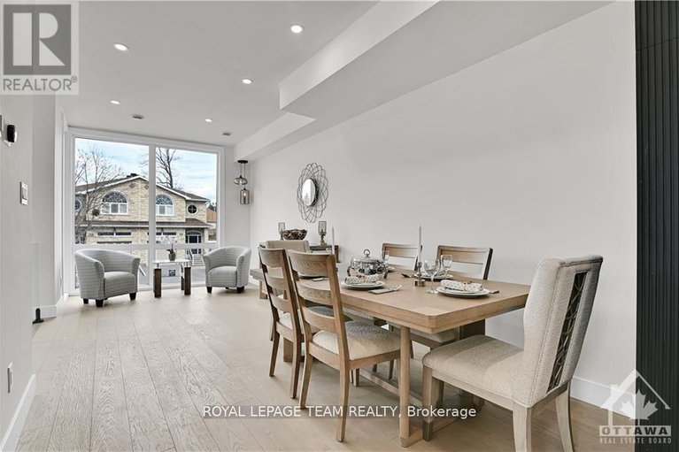28662763/828-alpine-avenue/queensway-terrace-north/ottawa/ontario/K2B5R6_3