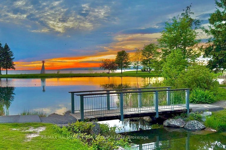29678243/140-connemara-private/crystal-beach/ottawa/ontario/K2H0A7_23